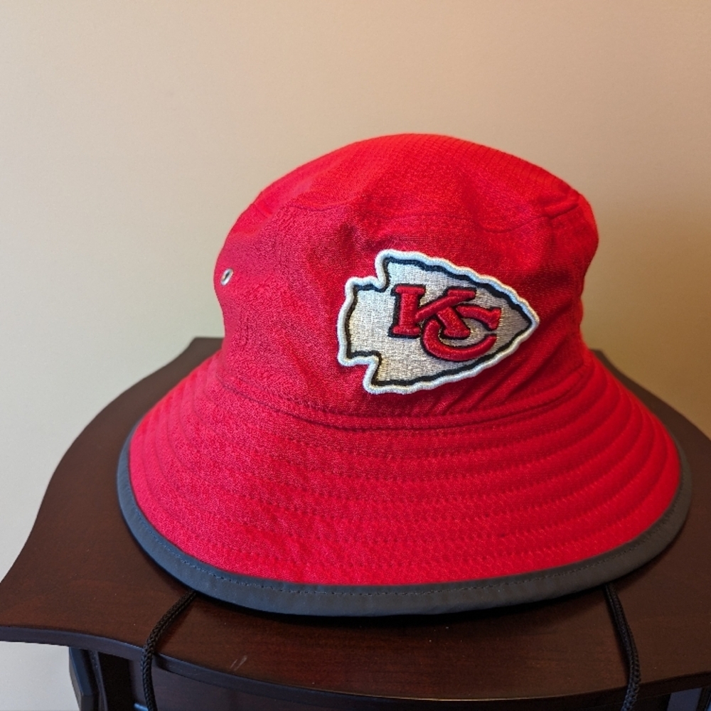 Red Kansas City Chiefs Bucket Hat
